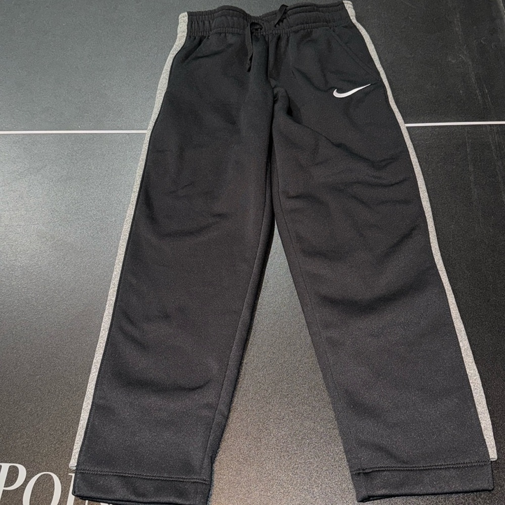 NWT Nike pants